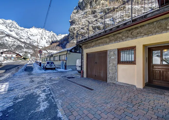 Lejlighed Pontal 3 - Relax E Vista Sulle Montagne - Cour 0142 Courmayeur